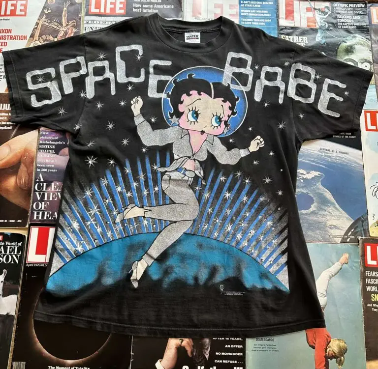 1995 Betty Boop "Space Babe" double sided graphic shirt