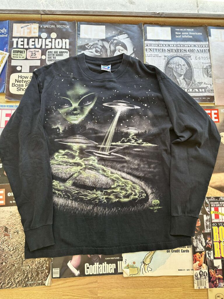 90s Liquid Blue Alien UFO double-sided long sleeve graphic t-shirt