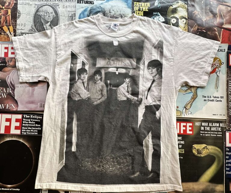 90s Beatles hallway double-sided graphic tee